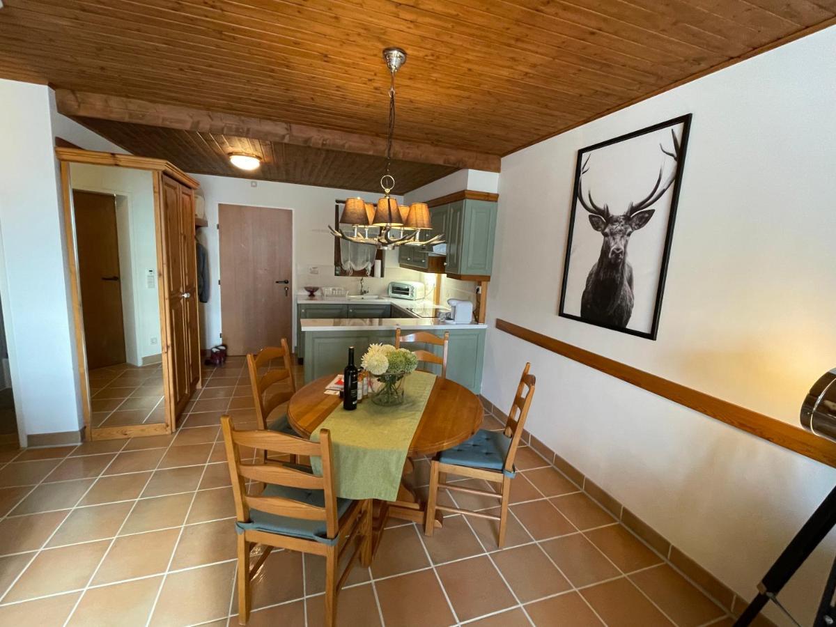 Hundefreundliche Bergwohnung neben der Skipiste - Mittelstation Skigebiet Gerlitzen Kanzelhohe Exterior foto